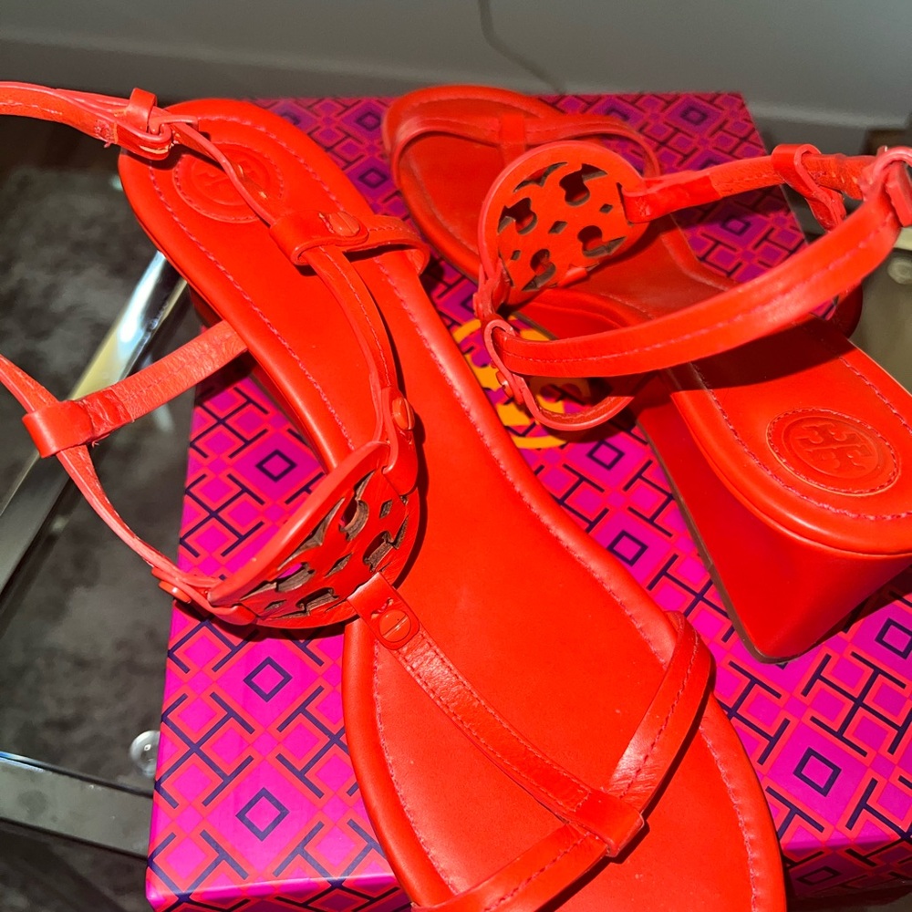 Tory Burch Summer Wedges - Picture 3 of 6